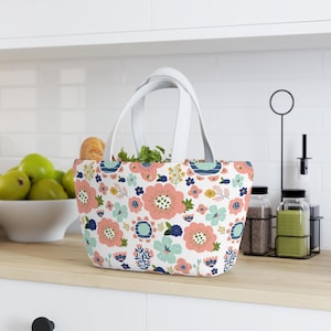 Floral Lunch Bag, Stylish Reusable Tote, Picnic Essential, Eco-Friendly Snack Carrier, Gift for Foodies, Everyday Use