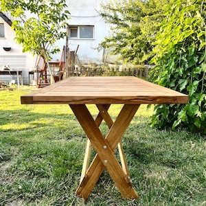 Reclaimed Wood Garden Table: Farmhouse Oak Patio Table