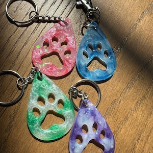 Tie Dye Paw Print Keychain, Dog Lover, Paw Print Hanging Keychain, Paw Keychain, Pet Lover Gift, Paw Print
