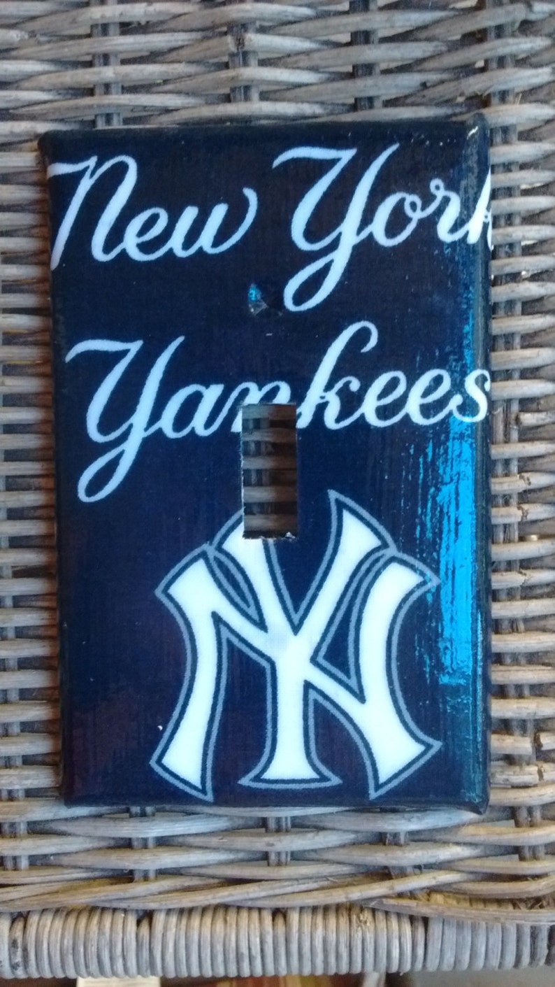 The Boston Red Sox Made To Order Decorative Decoupage Light Switch Covers The Boston Red Sox Made To Order Decorative Decoupage Light Switch Covers