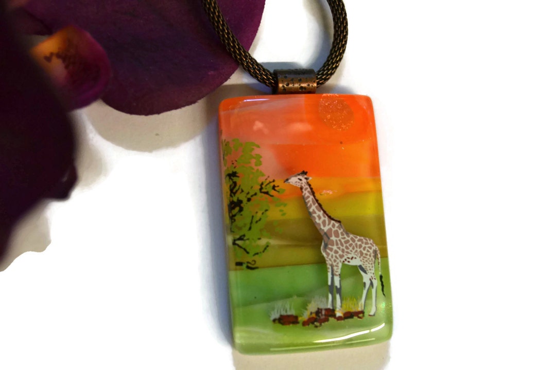 Giraff crystall necklace
