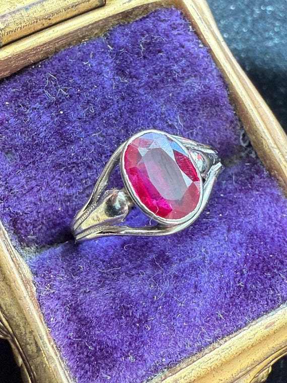 Vintage 10k White Gold Ruby Ring - image 2
