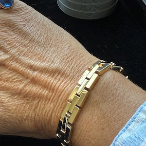 Vintage Monet Gold Tone Link Bracelet