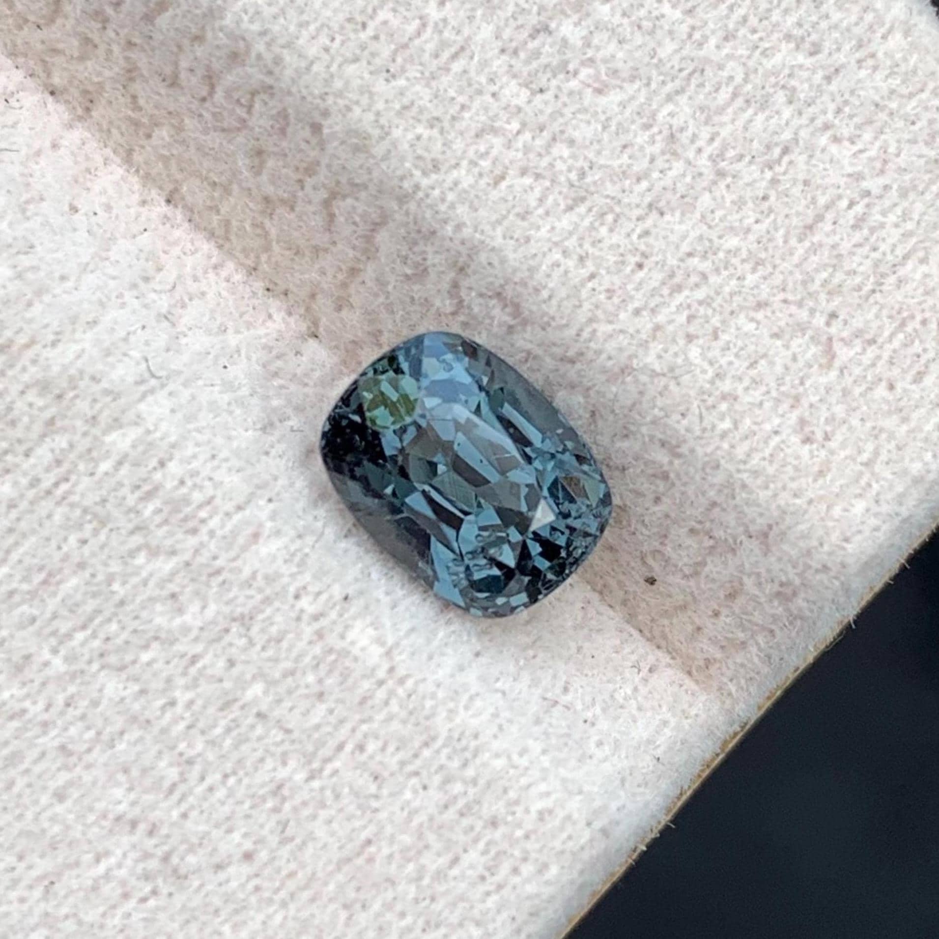 【お値下げ】【新品未使用】グレースピネル　ルース Gray spinel - Etsy 日本