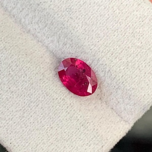 Natural Ruby 0.91 Carat Oval Cut Pinkish Red Colour AIGS Certified Origin Mozambique