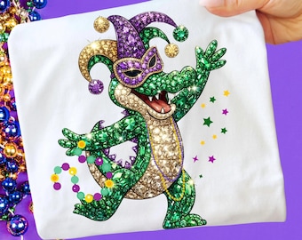 Mardi Gras Gator PNG, Strass Alligator Carnival Sublimeringsdesign, Lila Grön Guld Jester Gator Tröja PNG, Fettisdagen Design