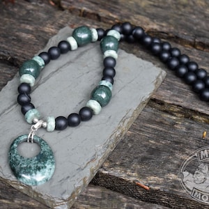 LARGE OVEL DONUT //  Light Dark Jaguar Green Jadeite Jade // Matte Onyx // Macrame Necklace // Guatemalan Guatemala // Mayan Mountain