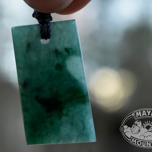 Dark SNOWY Blue Jadeite Jade // Imperial Green // Macrame Necklace // Guatemalan Guatemala // Mayan Mountain