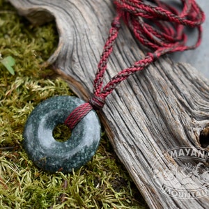 LARGE DONUT // Dark JAGUAR Jadeite Jade // Macrame Necklace // Guatemalan Guatemala // Mayan Mountain