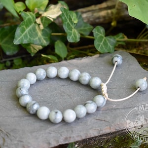 MINT GREEN JADE  // Guatemalan Guatemala // Unisex Jadeite Bracelet // Mayan Mountain // 7 inches Adjustable!