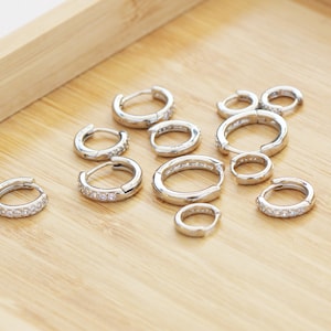 Zilveren oorringen, 925 sterlingzilver kleine zilveren oorringen zirkonia, kleine Sleep Huggie-oorbellen voor dames meisjes 5-14 mm