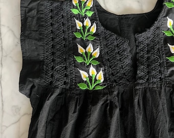Vintage Daffodil Mexican Black Linen Blouse xs