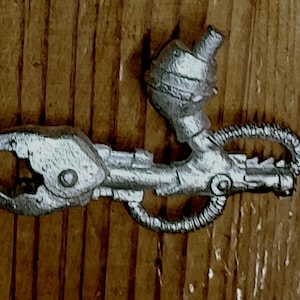 Battle Claw (1) - Titan Parts - Epic 40,000 Space Marine