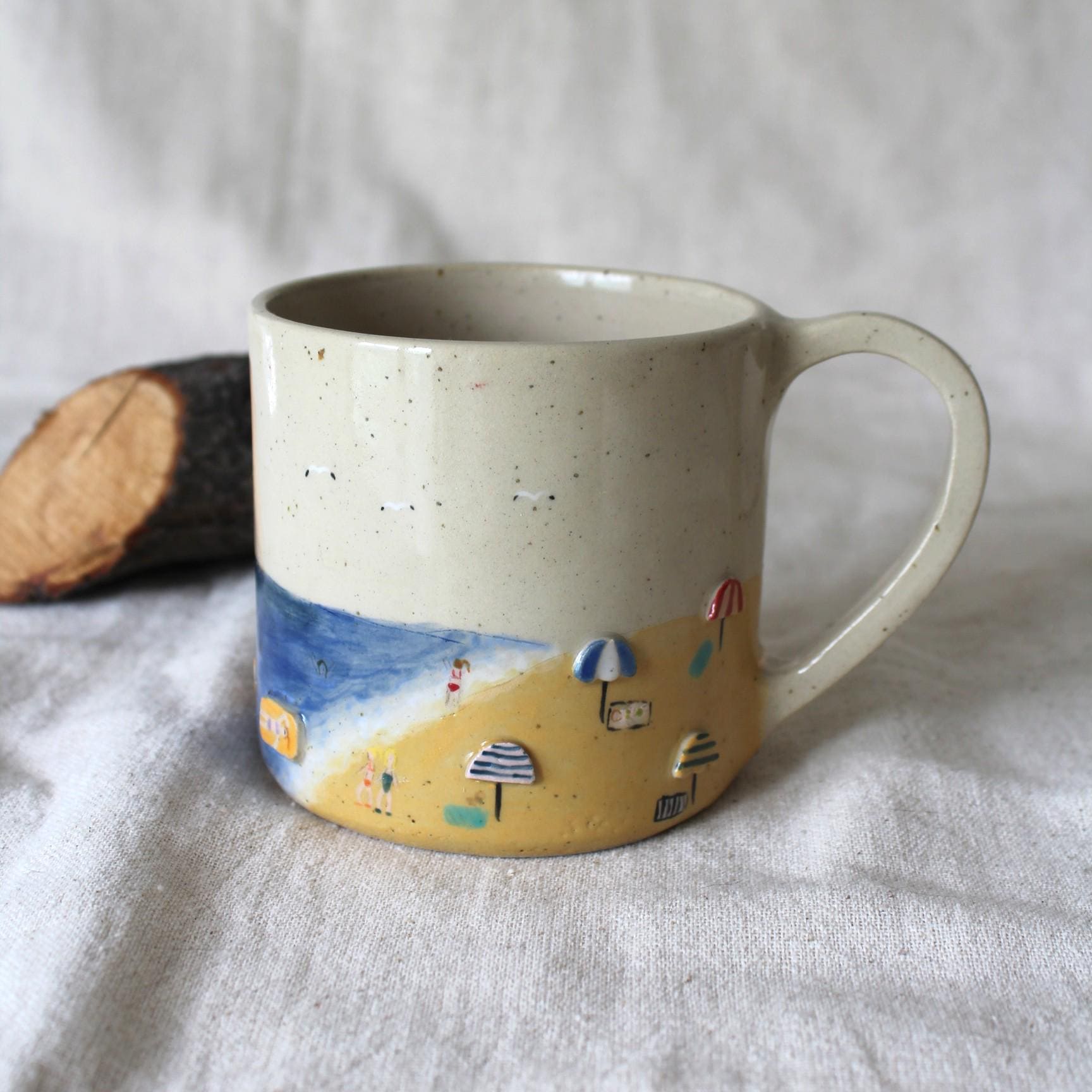 Handgefertigte Keramik Kaffeetasse, moderne Becher mit Griff, Sommer Themen Becher
