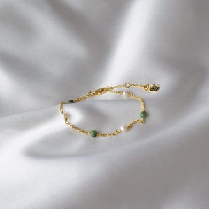 Grüne Jade & Perlen Armband: Gold Vermeil Sterling Silber, Minimalistischer zierlicher Schmuck