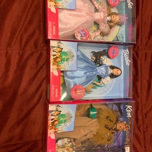 Lote de 3 Barbies clássicas vintage do Mágico de Oz, Dorothy, Glinda e Leão Covarde 25812, 25813 e 25814