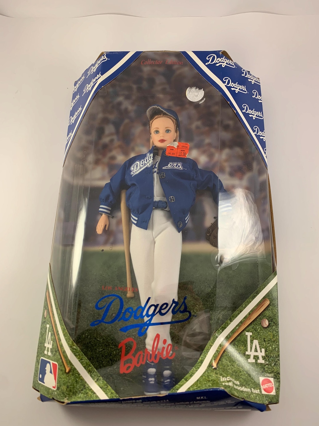 Los Angeles Dodgers Barbie in Uniform New in Box Mattel