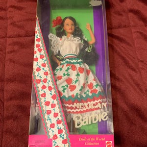 1995 Mexican Barbie Dolls of the World Mattel #14449Brand New in Box NIB MIB NRFB