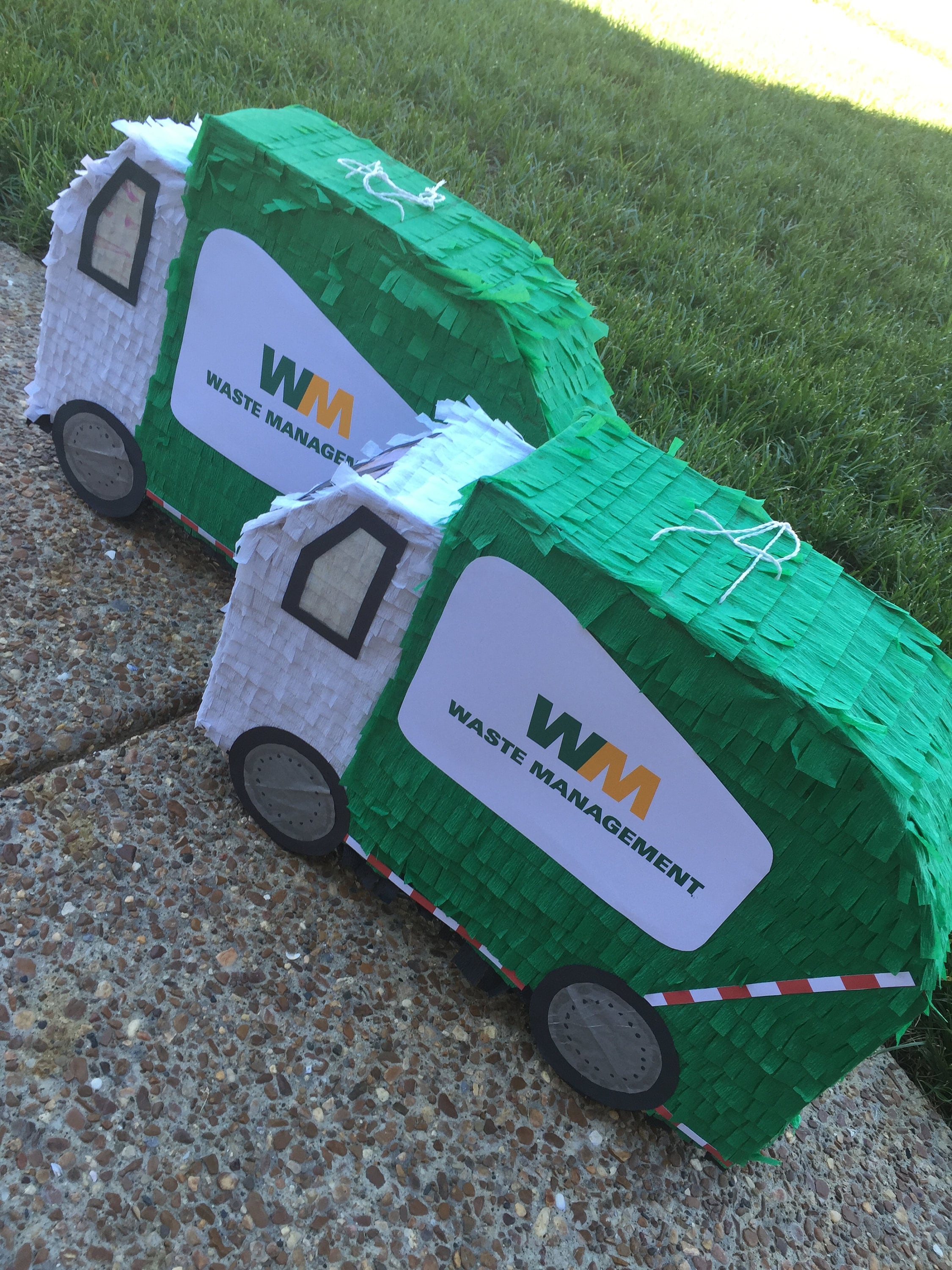 Grand Poubelle Ou Camion A Ordures Pinata Etsy France