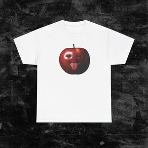 Dumme AI Apple Meme Tshirt, Lustige AI Zunge heraus Apple Tshirt, Gehirn Rot Dummes Apfel T-Shirt, Genz Gehirn Rot Apfel T-Shirt, AI Gehirn Rot Tshirt