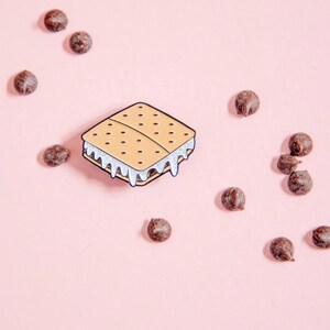 Smores Enamel Pin WITH GLITTER MARSHMELLOW!!