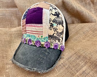 Vintage danser geüpcycled quilt trucker hoed, vintage patchwork hoed, boho cottagecore pet, boerenmeisje hoed, festivalhoed, uniek handgemaakt cadeau