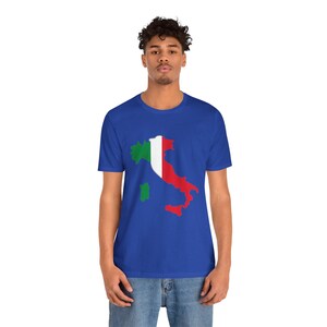 Italian Flag Map Tee, Unisex Italy Shirt, Italy Map Shirt, Italy Travel Souvenir Tee, Gift for Italians, Italy Lover Apparel