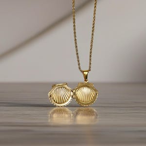 Gold Seashell Locket Charm Necklace, Gold Locket Necklace, Pendant Necklace, Summer Beach Jewelry, Scallop Shell Charm, Gift for her