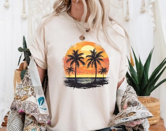 Vintage Sunset Palm Trees T-Shirt: Retro Beach Graphic Tee