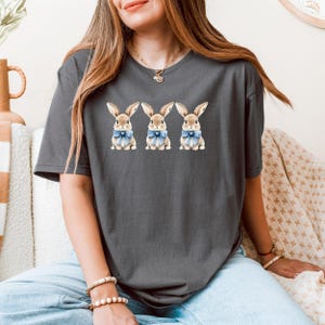 T-shirt lapin de Pâques : T-shirt lapin coquette avec noeud