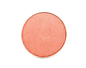 Single Matte Vegan Eyeshadow (Mahogany Mimosa) - warm pinky brown mineral makeup.  Natural indie cosmetics