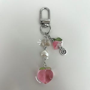 Peach Keychain | Beaded Keychain, Kawaii, Cutecore, Handcrafted