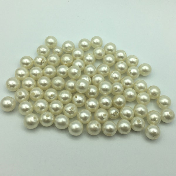 73 No. Vintage White Plastic Pearl Beads, White Pearlised Pearl Beads, 8mm Vintage White Pearl Core Beads for Jewellery Making