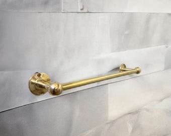 Ongelakte massief messing handdoekbeugel – vintage badkamerstanghouder