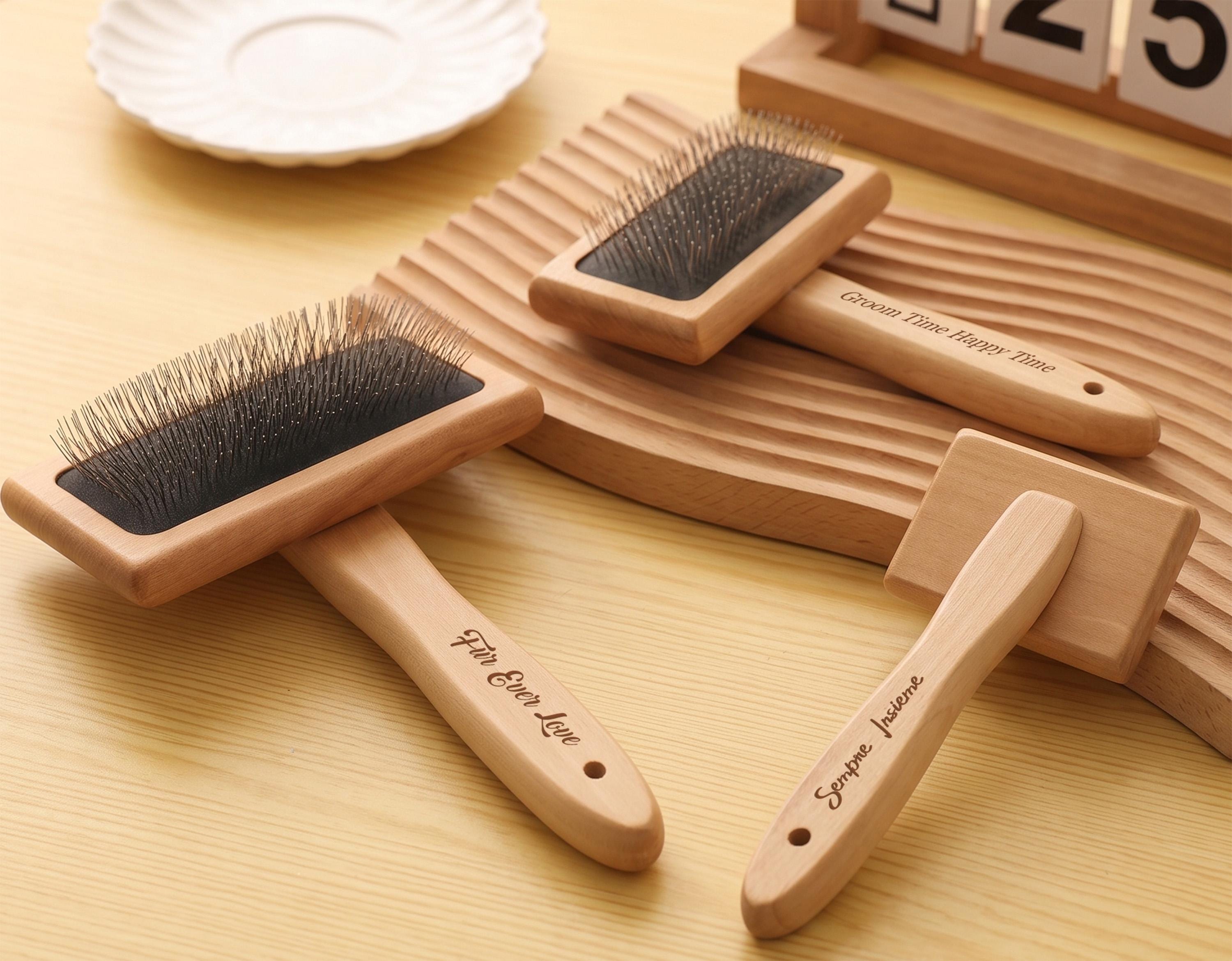 Professional Wooden Slicker Brush for Dogs, Custom Engraved Pet Grooming Tool, Fluffing Brush for Poodles & Doodles, Dematting Comb for Cats