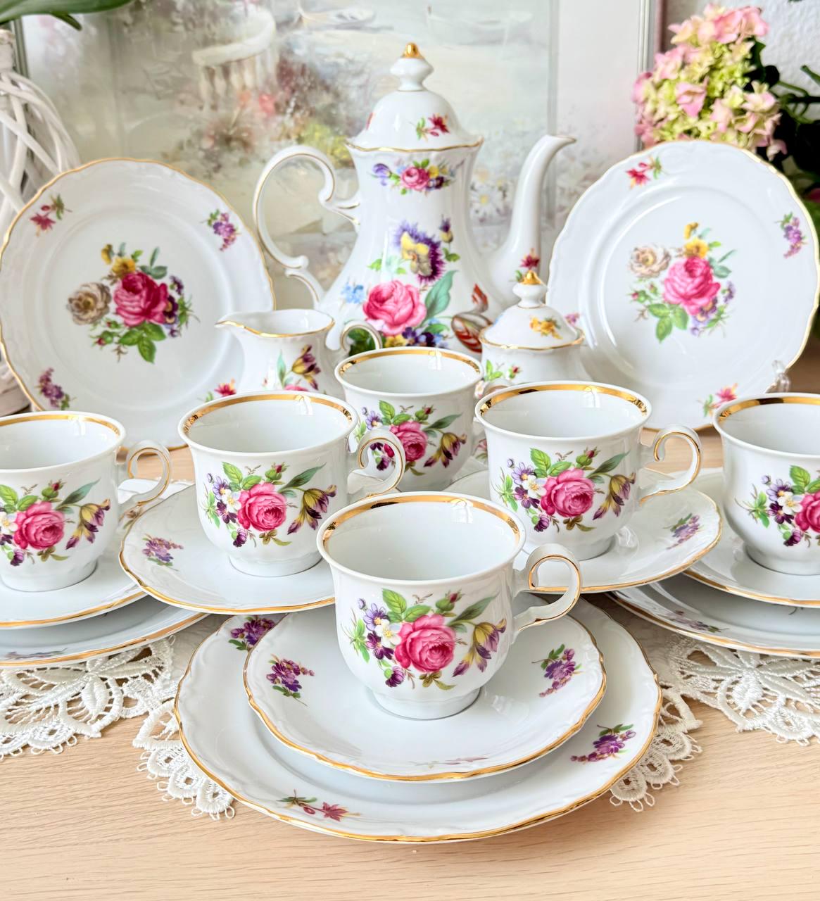 Winterling Porcelain, Coffee Service for 6 People, Colourful Bouquet of Flowers, Gold Rim, Vintage