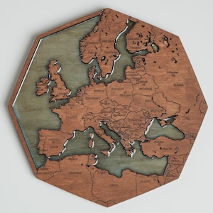 Art mural carte de l'Europe en bois - hexagone, gravé au laser, résine époxy, cadeau de voyage, décoration d'intérieur rustique