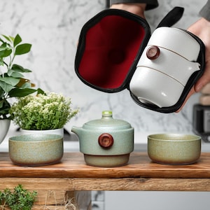Personalized Tea Set Ceramic Teapot with 2 Cups and Travel Case One Pot Two Cups Gongfu Teaware Custom Portable Japanese Style Gift
