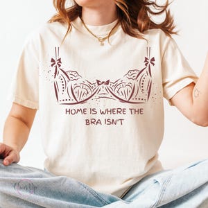 Funny Sassy T-Shirt: Adult Humor Tee, Girls Trip Gag Gift