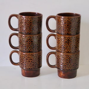 vintage / brown leaf pattern ceramic mugs / set of 6 / japan