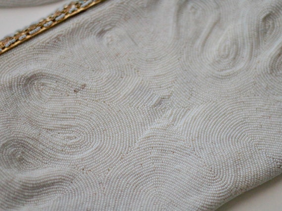 vintage / white beaded clutch purse - image 5