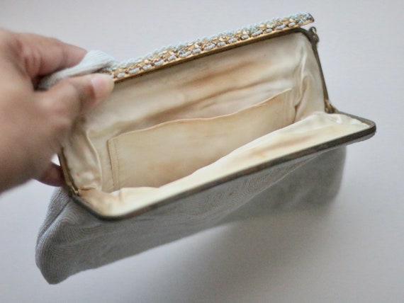 vintage / white beaded clutch purse - image 8