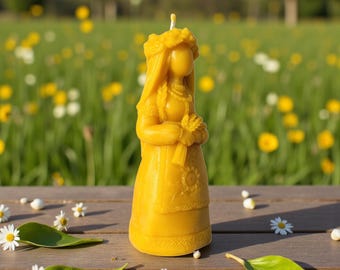 Handmade Beeswax Woman Candle – Natural Sculptural Candle, Female Figure Art, Eco-Friendly Gift