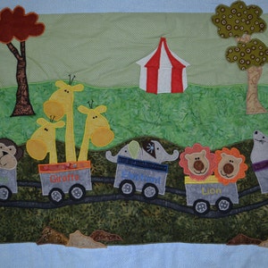 Going to the Circus Baby Quilt image 2