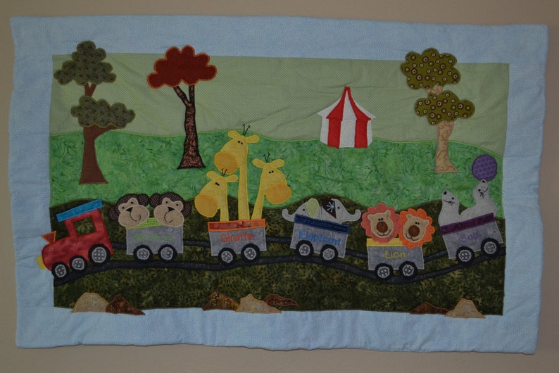 Going to the Circus Baby Quilt image 1