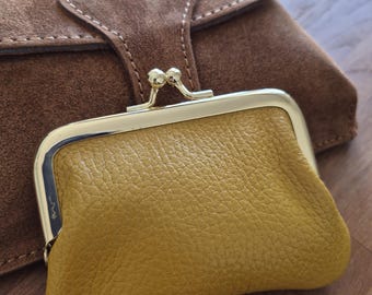 Italian leather coin purse - Small vintage women's leather coin purse with snap closure - Retro gift for women - Small leather purse