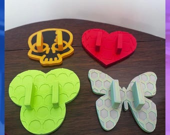 Nail Art Samteffekt Magnetischer Nagelständer - Schmetterling, Herz, Klee, Schädelformen