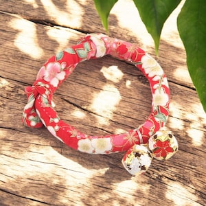 Sakura Japanese Cat Collar with Bell|Adorable Floral Design for Kittens & Small Dogs|Charming Wedding Gift for Cat Lovers