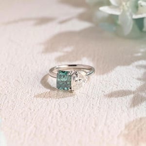 3CTW Toi Et Moi Green Radiant & Pear Moissanite Engagement Ring/Two Stone Wedding Ring/Anniversary Ring/Double Stone Ring for Her