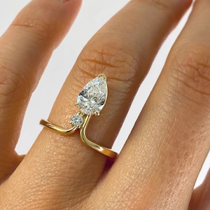 1.06 Ct Elongated Pear Cut Moissanite Engagement Ring , Pear Cut Ring, Moissanite Engagement Ring, Pear Engagement Ring